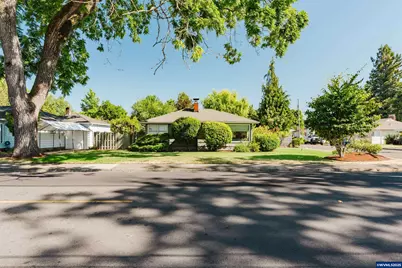 1029 Evergreen NE Av, Salem, OR 97301 - Photo 8