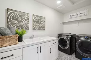 3080 Olympic St, Woodburn, OR 97071 - Photo 16