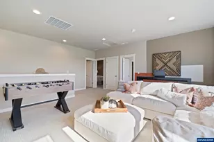 3076 Olympic St, Woodburn, OR 97071 - Photo 18