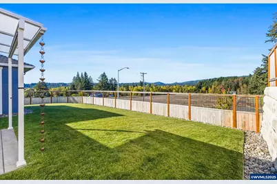 625 NW Crater Lake Dr, Dallas, OR 97338 - Photo 30