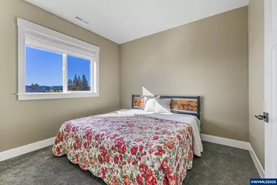 625 NW Crater Lake Dr, Dallas, OR 97338 - Photo 24