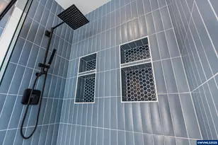 625 NW Crater Lk Dr, Dallas, OR 97338 - Photo 20