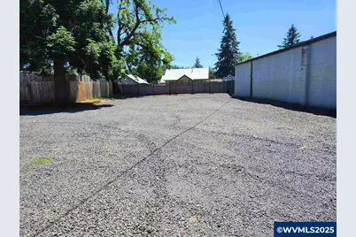 2123 Main St, Sweet Home, OR 97386 - Photo 1