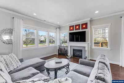 12329 SW Athens Ln, Wilsonville, OR 97070 - Photo 8