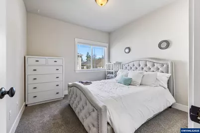 12329 SW Athens Ln, Wilsonville, OR 97070 - Photo 32