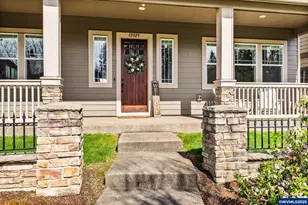 12329 SW Athens Ln, Wilsonville, OR 97070 - Photo 2