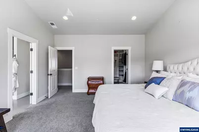 12329 SW Athens Ln, Wilsonville, OR 97070 - Photo 28