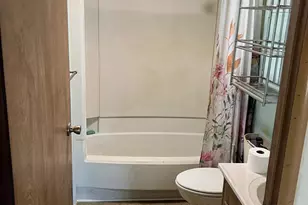 5422 Portland Rd NE, Salem, OR 97305 - Photo 12