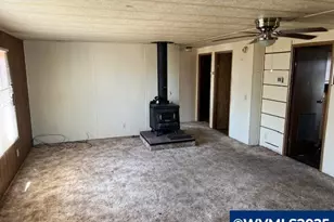 5422 Portland Rd NE, Salem, OR 97305 - Photo 6