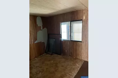 5422 Portland #122 Rd NE, Salem, OR 97305 - Photo 10