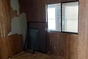 5422 Portland Rd NE, Salem, OR 97305 - Photo 10