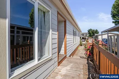 5168 Silver (#137) Lp NE, Salem, OR 97305 - Photo 4