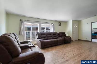 5168 Silver (#137) Lp NE, Salem, OR 97305 - Photo 8