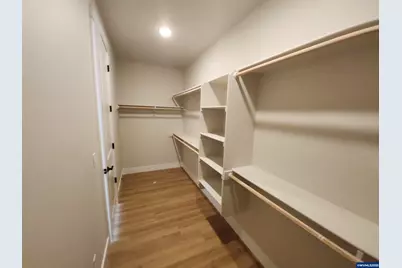 657 Magnolia Av, Woodburn, OR 97071 - Photo 12