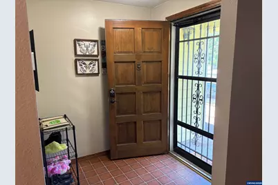 4842 Swegle Rd NE, Salem, OR 97301 - Photo 10