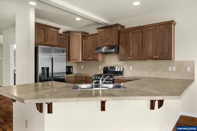 2890 23rd Av NW, Albany, OR 97321 - Photo 8