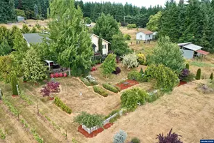 24880 Orchard Tract Rd, Monroe, OR 97456 - Photo 2