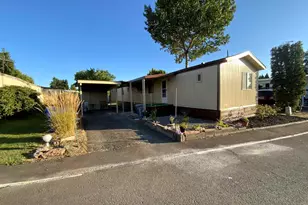 4676 NE Amber St, Salem, OR 97301 - Photo 1