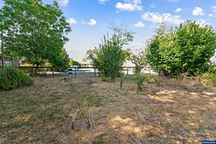 220 24th St SE, Salem, OR 97301 - Photo 18