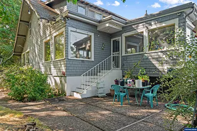 220 24th St SE, Salem, OR 97301 - Photo 14