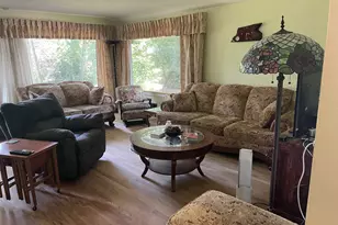 220 24th St SE, Salem, OR 97301 - Photo 2