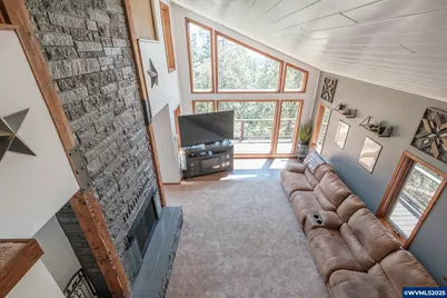 34935 Northernwood Dr, Brownsville, OR 97327 - Photo 14