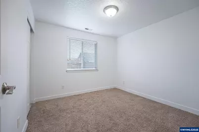 1467 S 7th St, Independence, OR 97351 - Photo 24