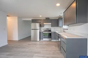 1467 S 7th St, Independence, OR 97351 - Photo 10