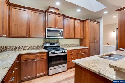 388 Market St NE, Salem, OR 97301 - Photo 18