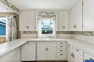 1212 23rd St NE, Salem, OR 97301 - Photo 14