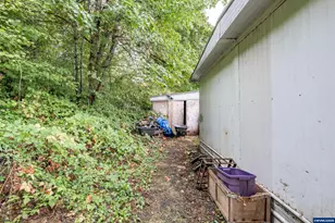 29236 Santiam Hwy, Lebanon, OR 97355 - Photo 28