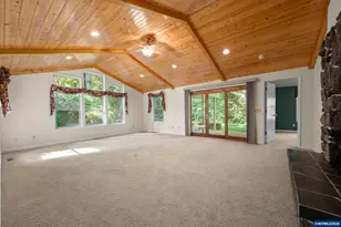 41886 Deerhorn Rd, Springfield, OR 97478 - Photo 16