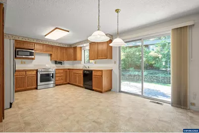 41886 Deerhorn Rd, Springfield, OR 97478 - Photo 8