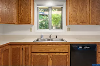 41886 Deerhorn Rd, Springfield, OR 97478 - Photo 12