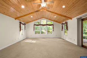 41886 Deerhorn Rd, Springfield, OR 97478 - Photo 18