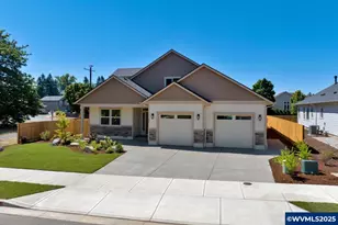 2125 NE Spitz Rd, Canby, OR 97013 - Photo 2