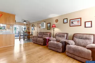 2247 Oregon Ct, Woodburn, OR 97071 - Photo 12