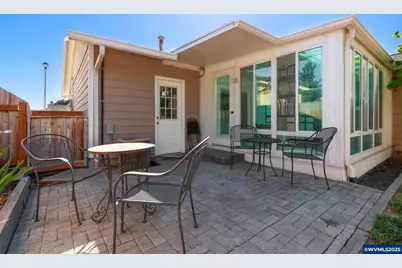 2247 Oregon Ct, Woodburn, OR 97071 - Photo 20