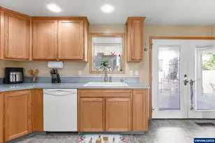 2247 Oregon Ct, Woodburn, OR 97071 - Photo 30