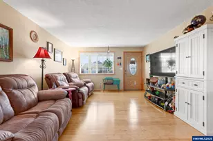 2247 Oregon Ct, Woodburn, OR 97071 - Photo 28