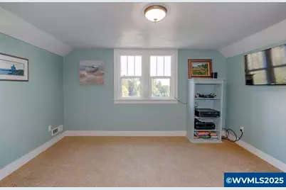 3945 Mistletoe Rd, Dallas, OR 97338 - Photo 18