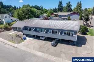 2005 Summer St SE, Salem, OR 97302 - Photo 2