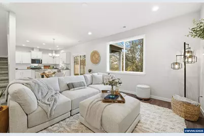 7064 Pinot Noir Dr, Corvallis, OR 97330 - Photo 2