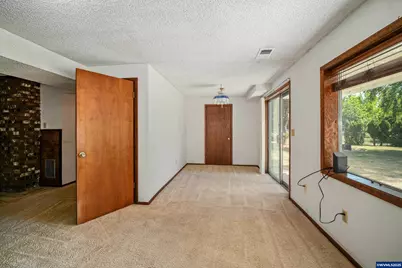 3295 Camellia Dr S, Salem, OR 97302 - Photo 26