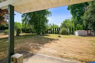 3295 Camellia Dr S, Salem, OR 97302 - Photo 38