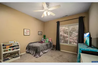 595 Harbourtown Ct SE, Salem, OR 97306 - Photo 36