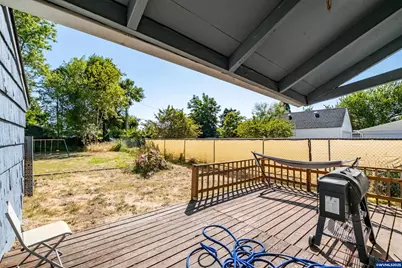 820 Rosemont Av NW, Salem, OR 97304 - Photo 22