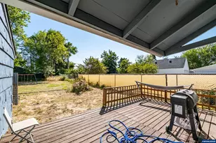 820 Rosemont Ave NW, Salem, OR 97304 - Photo 22