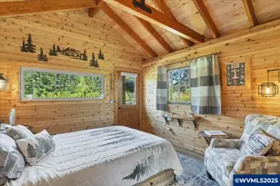 23757 Santiam Wy SE, Lyons, OR 97358 - Photo 36