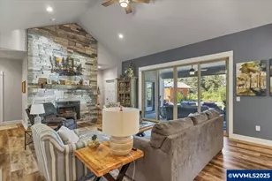 23757 Santiam Wy SE, Lyons, OR 97358 - Photo 14